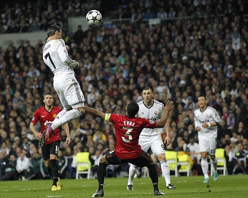 Ronaldo nhảy cao bao nhiêu? Có phải kỷ lục không?
