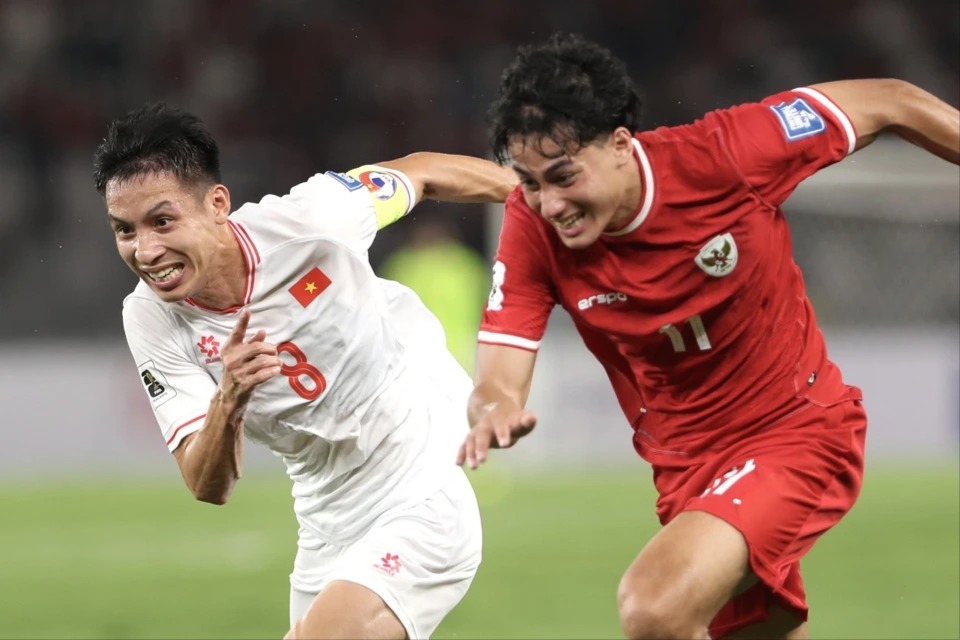 Tuyển Việt Nam trượt hạng trên BXH FIFA sau trận thua Indonesia
