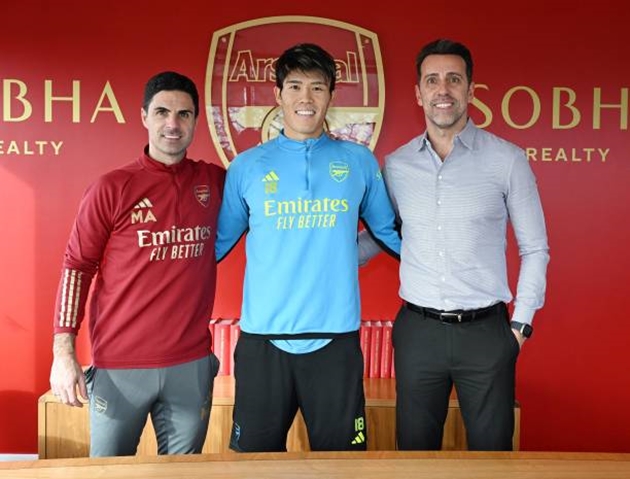 Arsenal chính thức ký hai hợp đồng mới liên tiếp
