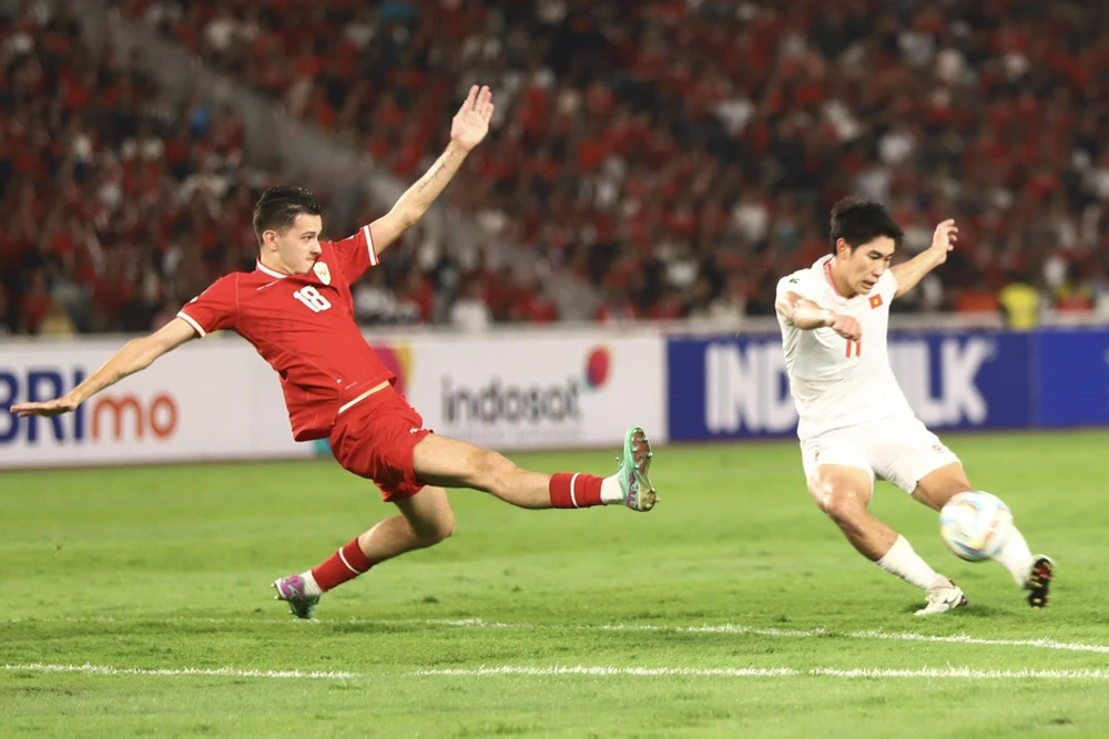Việt Nam chấp nhận thất bại 1-0 trước Indonesia (KT) và tỏ lòng tôn trọng