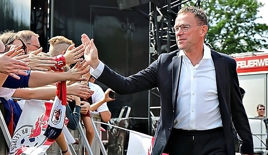 Bayern tiếp xúc với huấn luyện viên Ralf Rangnick