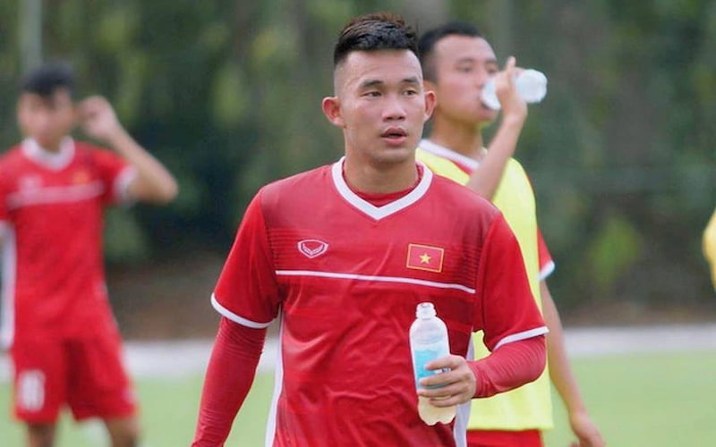 Cầu thủ mang áo số 73 – Nguyễn Hồng Sơn tại CLB Hà Nội