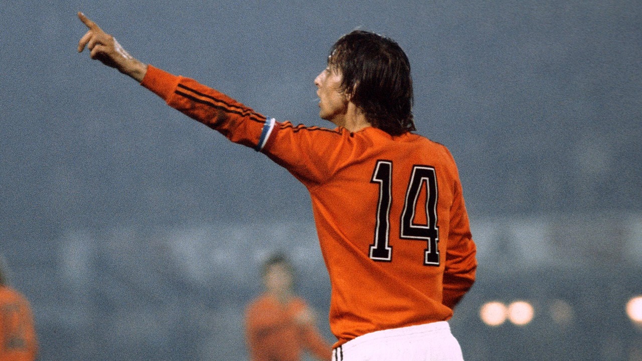 Johan Cruyff – Huyền thoại/Cầu thủ Ajax xuất sắc nhất