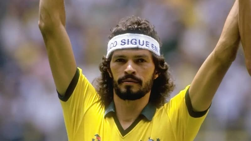 Socrates: Tổng quan tiểu sử tiền vệ tấn công người Brazil