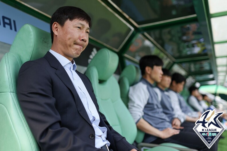 BLV Quang Huy: “Lựa chọn một huấn luyện viên cùng quê với thầy Park để an tâm”