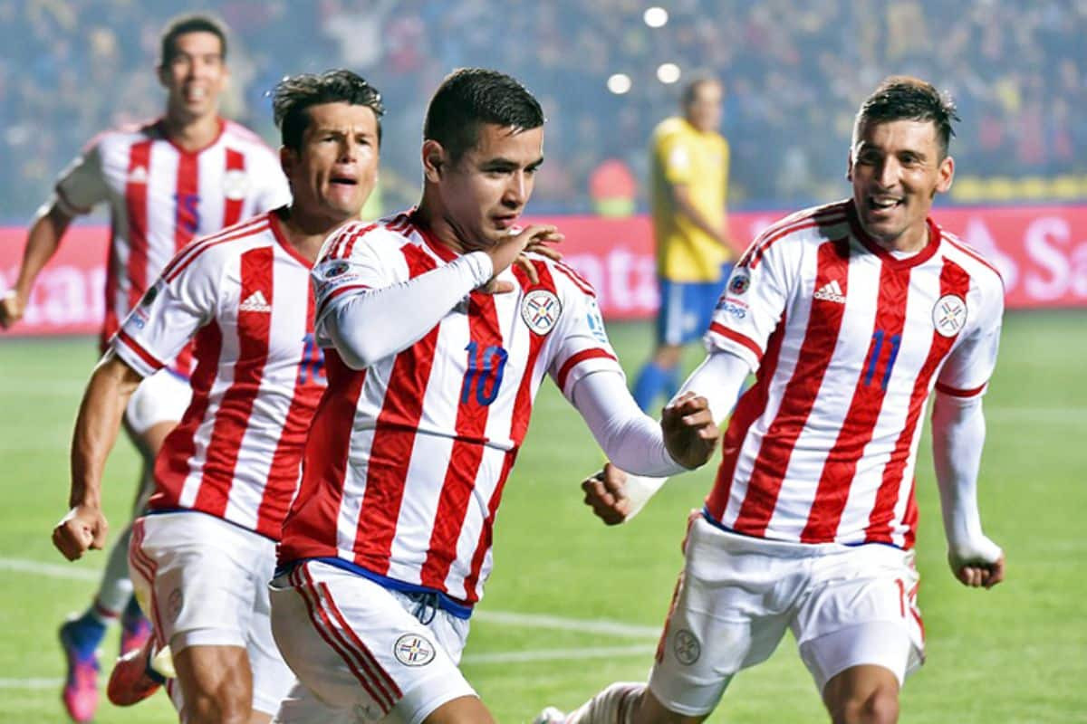 Đội hình ra sân của Paraguay