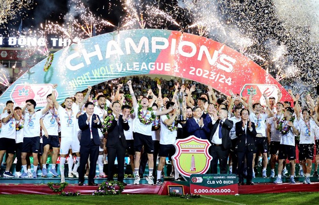 CLB Nam Định xứng đáng giành ngôi vô địch V.League