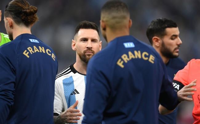 Messi Đáp Trả Lời Nhận Xét Của Kylian Mbappe